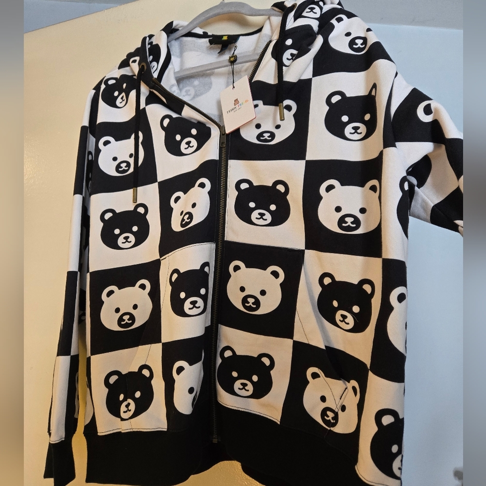 URBAN OUTFITTERS Teddy Fresh sweatshirt